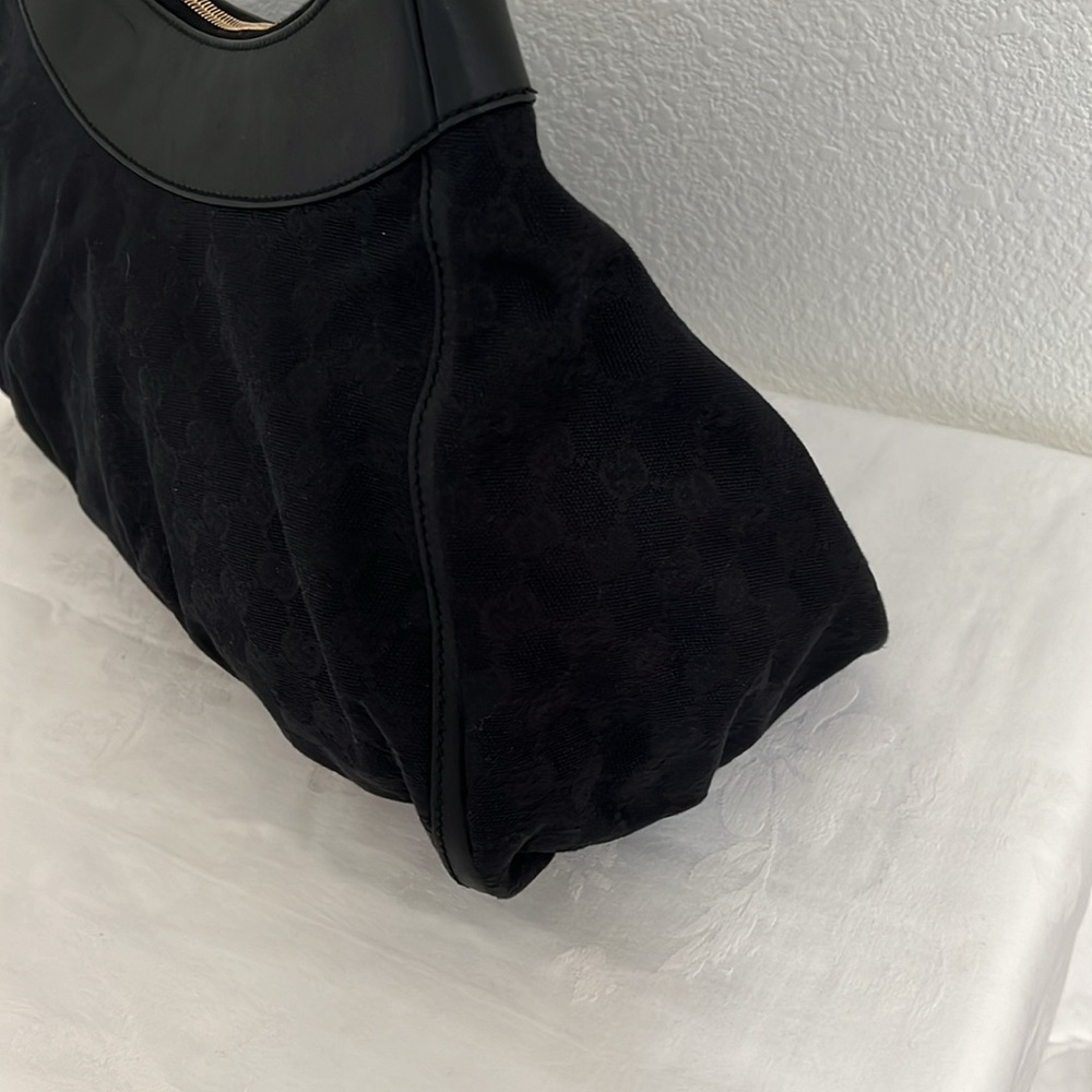 Black Gucci Abby Shoulder Bag. 💯 Authentic - Picture 4 of 15